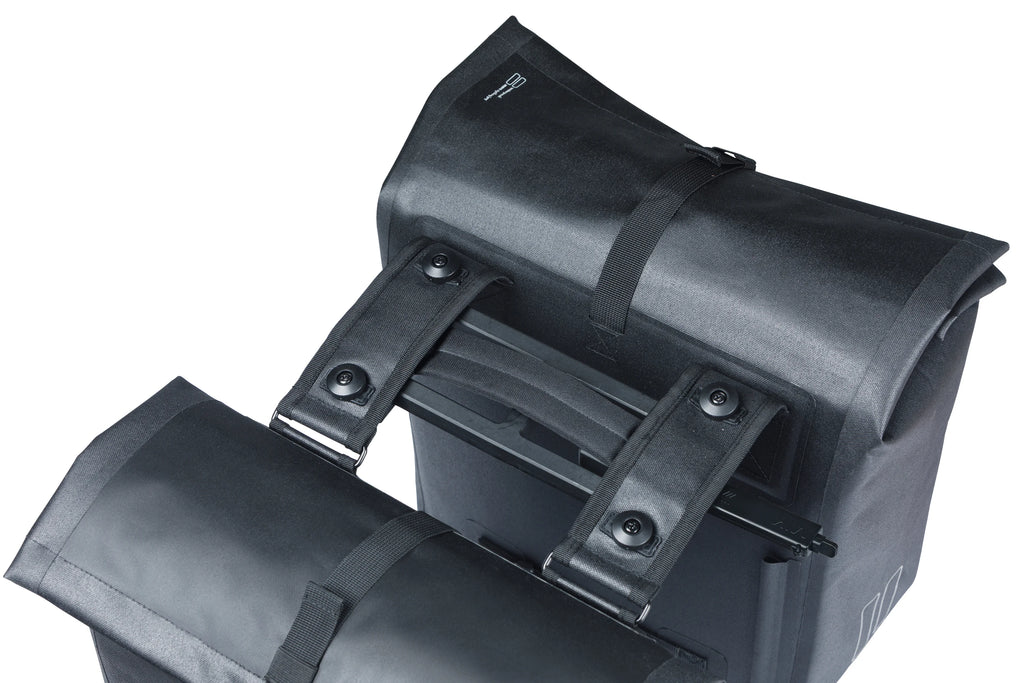 URBAN DRY DOUBLE BAG BLACK BASIL MIK 2.0 ADAPTERPLATE 46-52L 18594