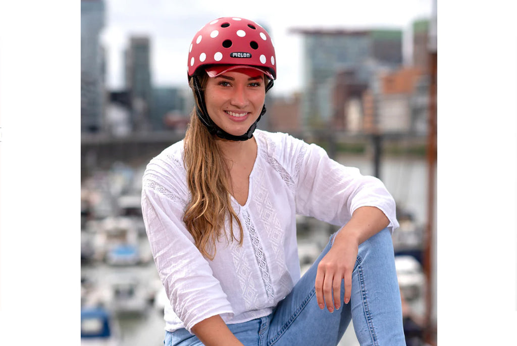 HELM VOLWASSEN MELON DOTTY WHITE MAT XSS-S  46-52