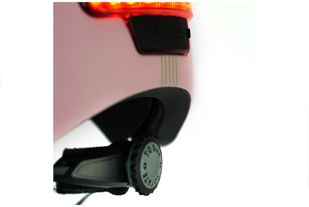 HELM VOLWASSEN MELON E-SERIES LOTUS M-L  52-58 + SCHERM